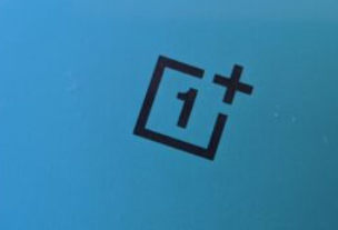 Tipster确认了一些悬而未决的OnePlus11智能手机规格