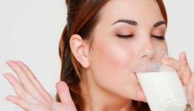 喝牛奶对女性好，具体都有什么好处？ 女人喝牛奶的七大好处