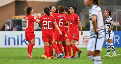 3-0！中国女足再胜一场，三连胜晋级，张琳艳王霜评选最佳受影响 中国女足4比0伊朗