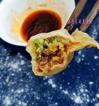 芹菜馅饺子的做法步骤，芹菜馅饺子的家常做法