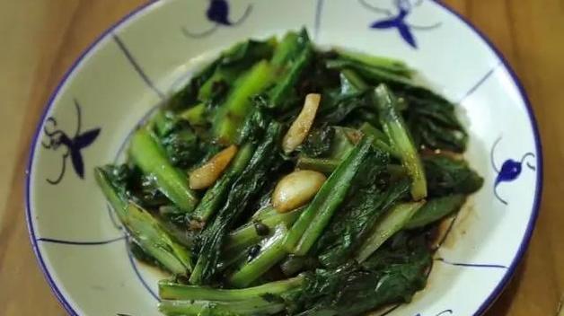 豆豉炒油麦菜的做法步骤，豆豉炒油麦菜的家常做法