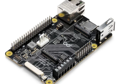 将Arduino RaspberryPi帽子和相机与Portenta帽子托架结合起来