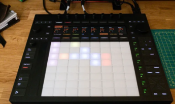 Ableton的Push独立MIDI控制器在黑色星期五早期促销中享受20%的折扣