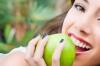 水果热量低又营养，为什么说不是最适合减肥的食物呢？ 为什么减肥不建议吃苹果