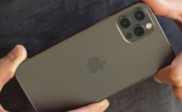 苹果iPhone 12 Pro是一款功能强大且时尚的智能手机