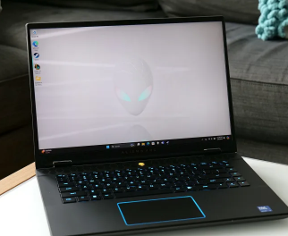 Alienware m16 R2笔记本电脑评测