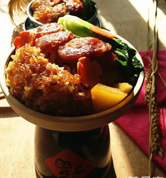 煲仔饭 电饭煲版的做法步骤，煲仔饭 电饭煲版的家常做法