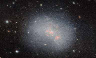 哈勃太空望远镜放大NGC 5238